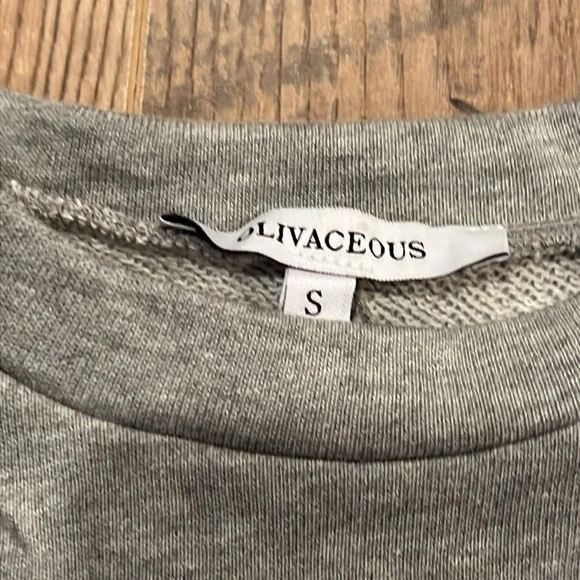 Olivaceous Women’s Grey Long Sleeve Size Small - Picture 5 of 6